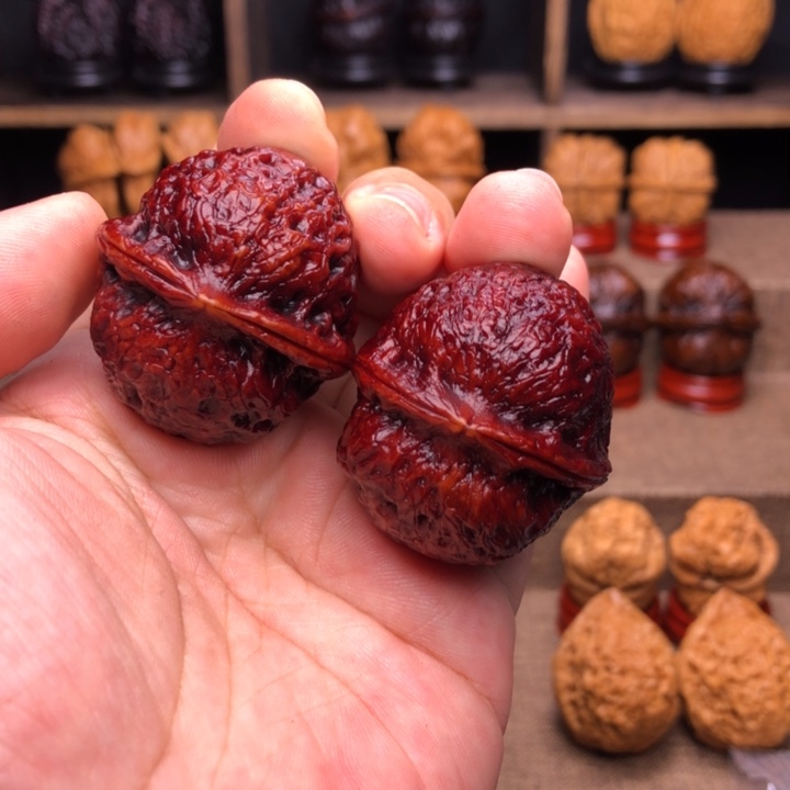 把件橄榄核12七彩绣球38+