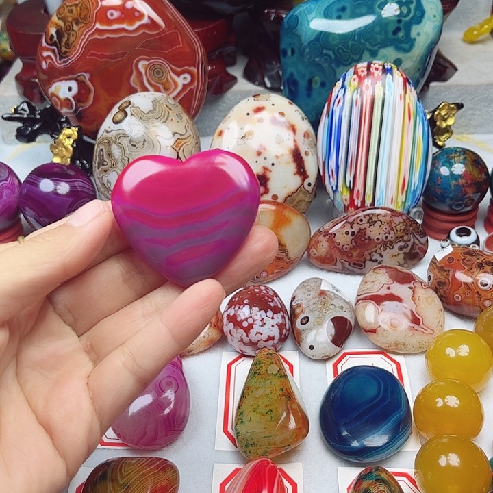 玛瑙/玉髓未镶嵌珠宝奇石