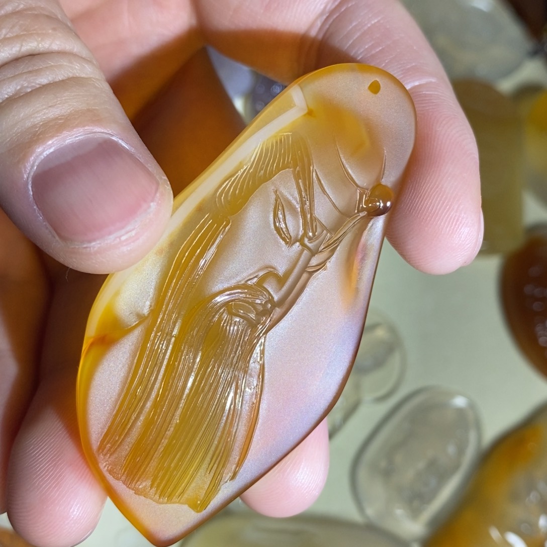 玛瑙/玉髓未镶嵌颈饰玛瑙关羽