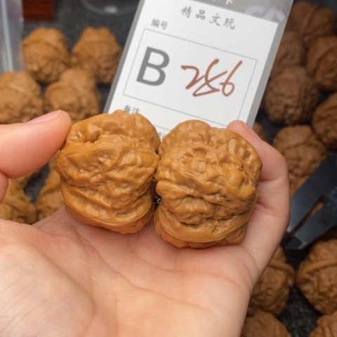 吊坠桃核我是第一百38