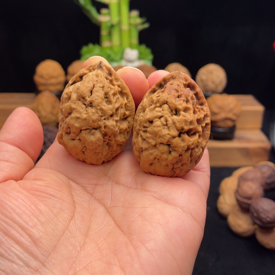 把件文玩核桃云南铁核桃32