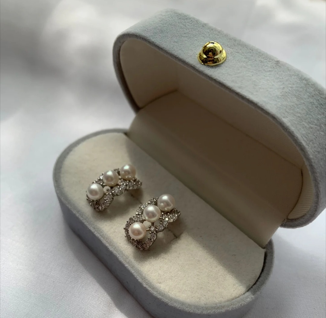 天然淡水珍珠设计款无核极光高级气质耳钉R931