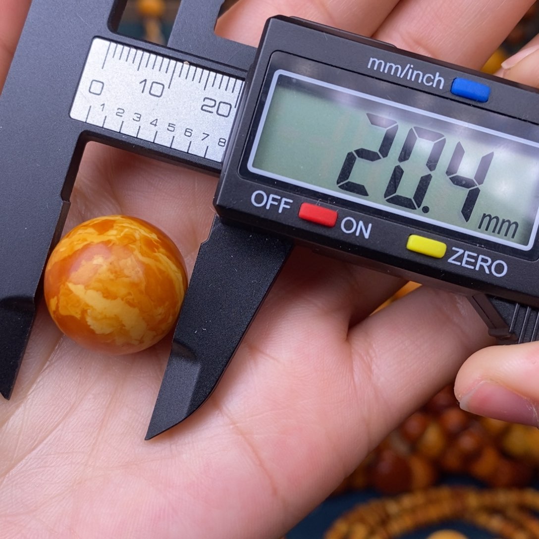 蜜蜡裸石未镶嵌蜜蜡