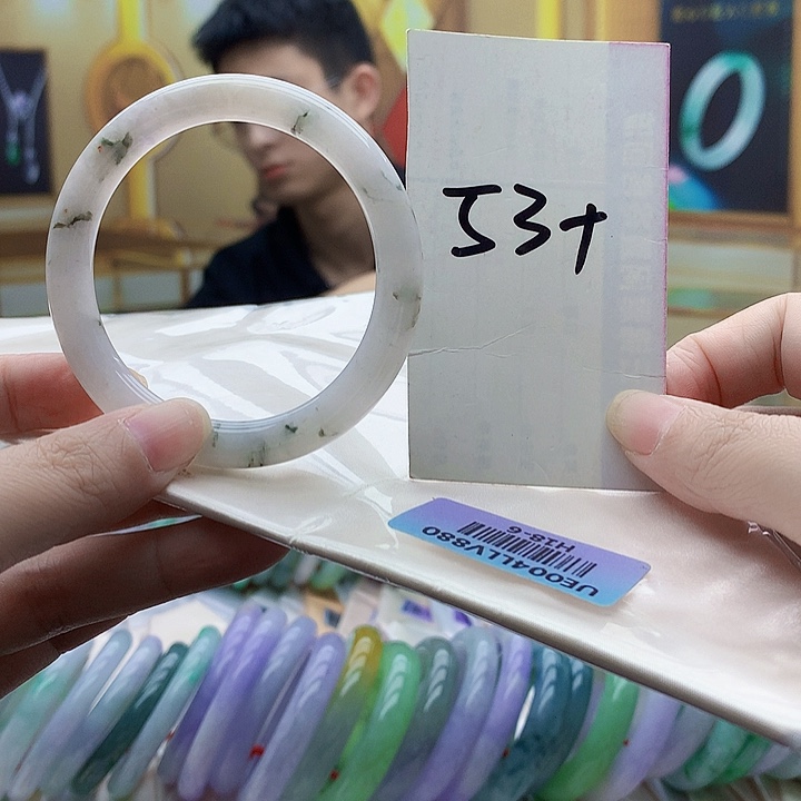 未镶嵌手镯翡翠The 