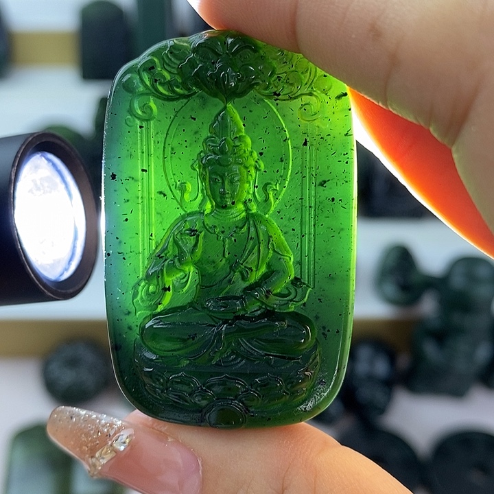 蛇纹石玉未镶嵌观音