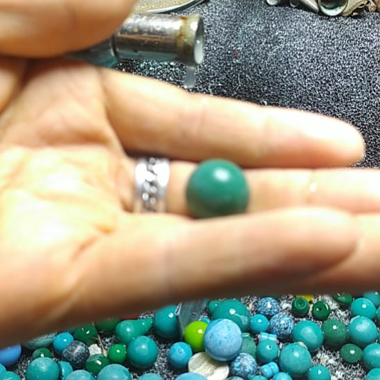 中***孟非金属老油绿园珠