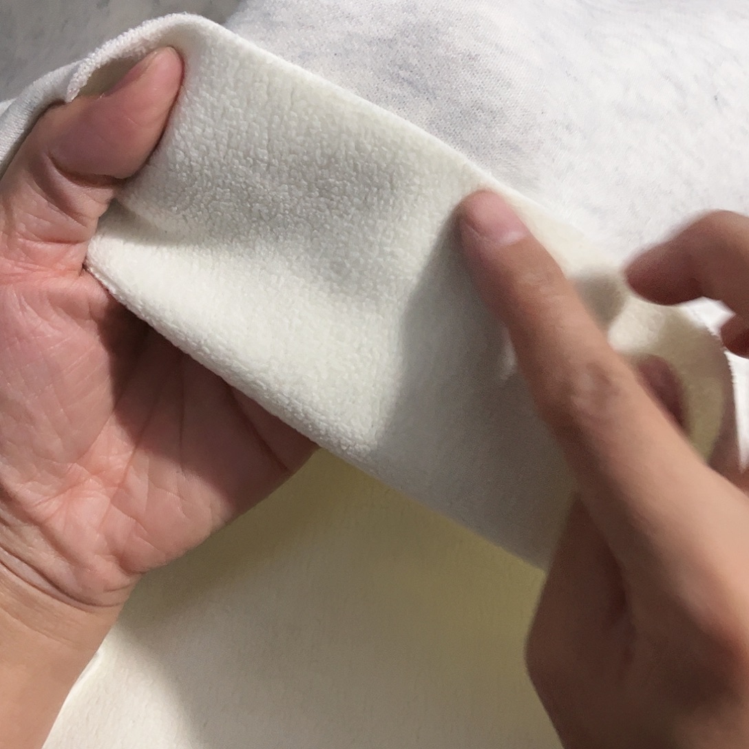 白花灰色奥利绒1.8×2米长带螺纹