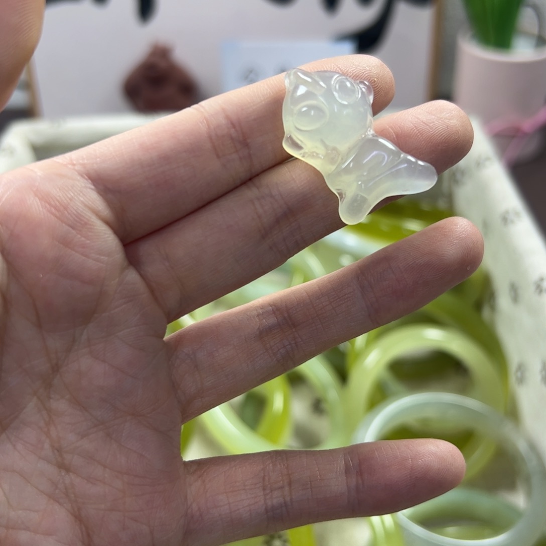 蛇纹石玉手镯未镶嵌868