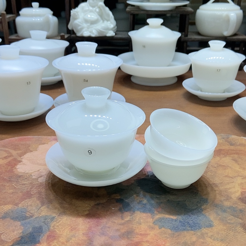 【闪购商品】我们是不知道什么叫爱情吧哈