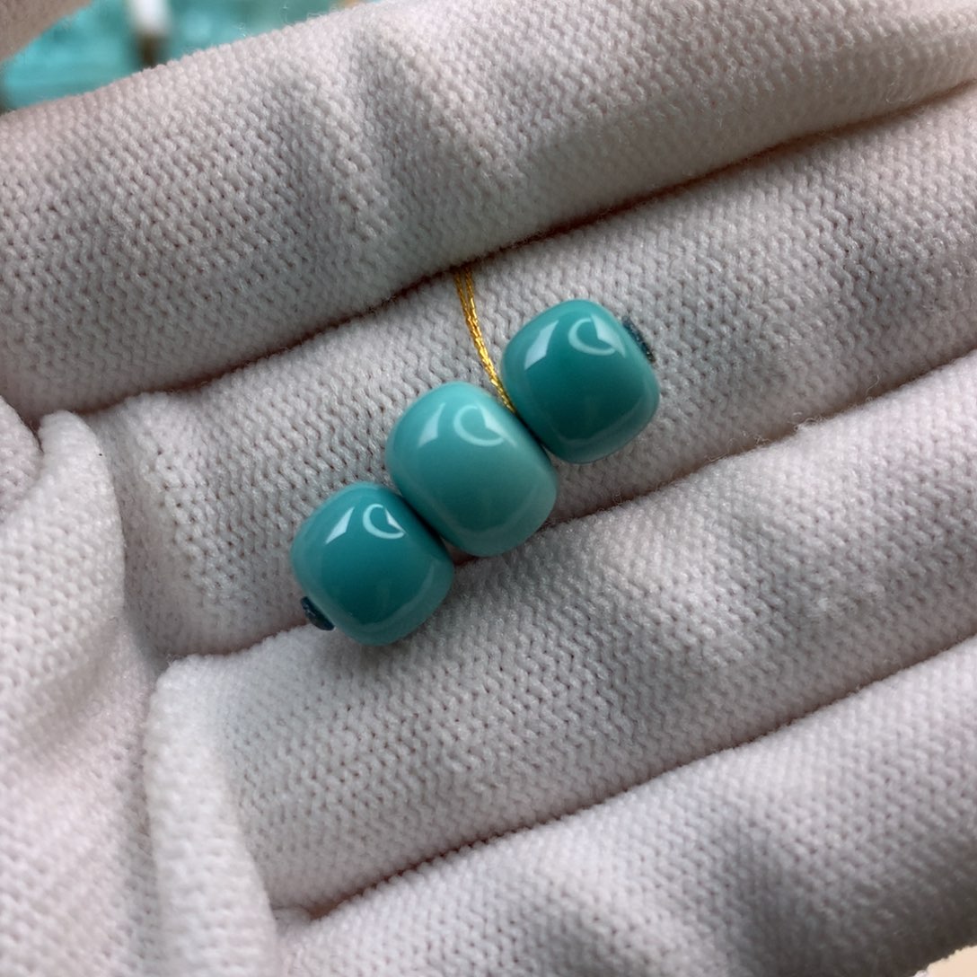 绿松石珠宝玉石未镶嵌