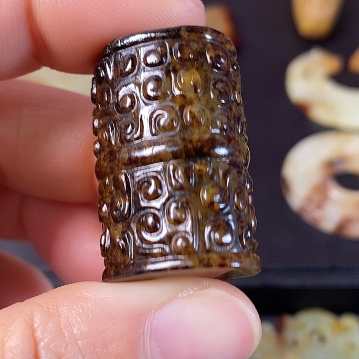 和田玉（糖玉）车挂未镶嵌江*