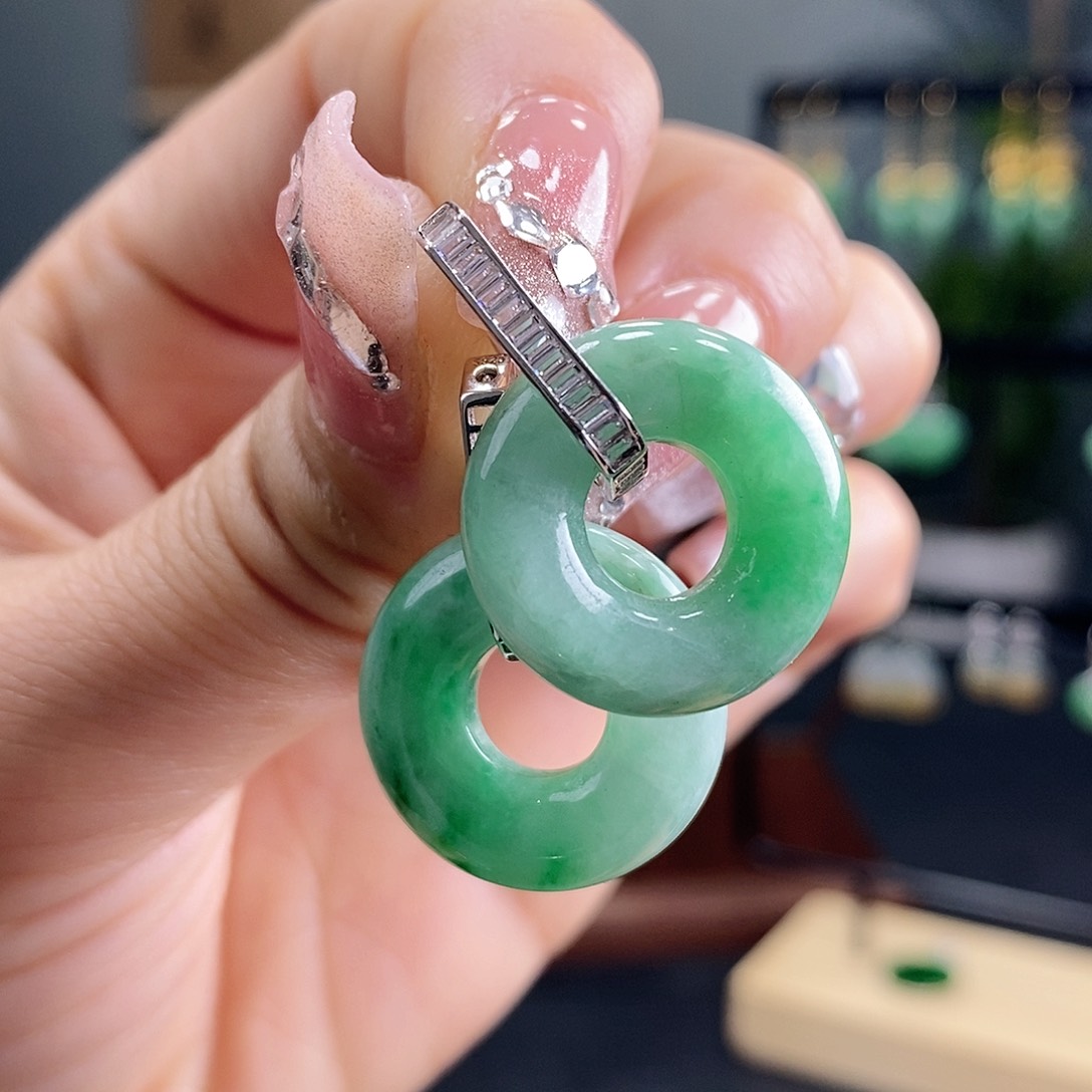 翡翠耳饰银S925镶嵌翡翠