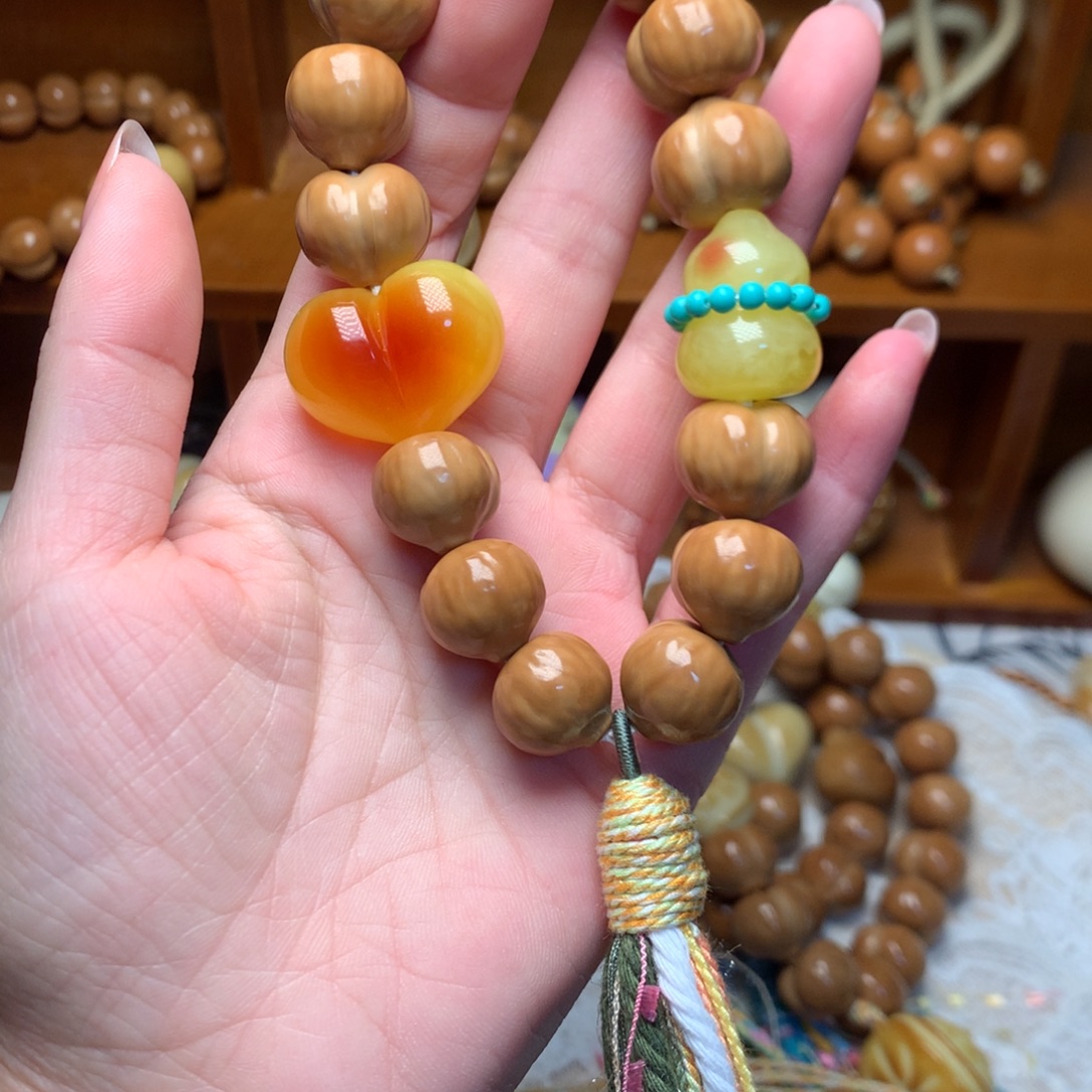 吊坠猴头核桃二代屁桃手持定制