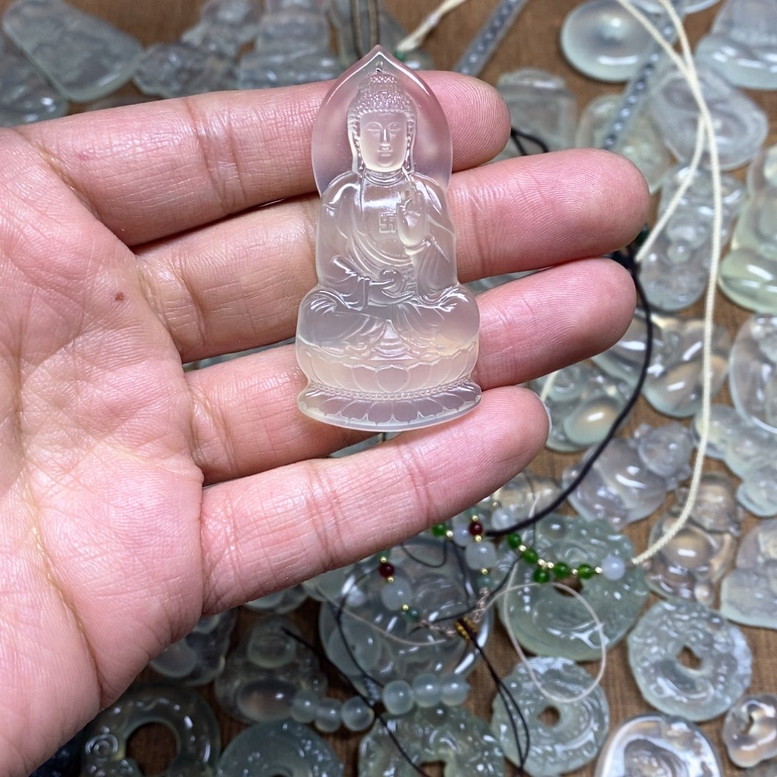 岫玉吊坠(不含链)未镶嵌