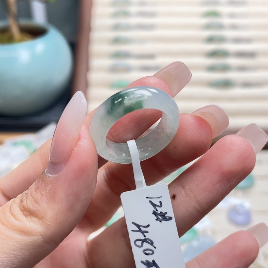 翡翠未镶嵌戒圈a22港圈12冰飘花