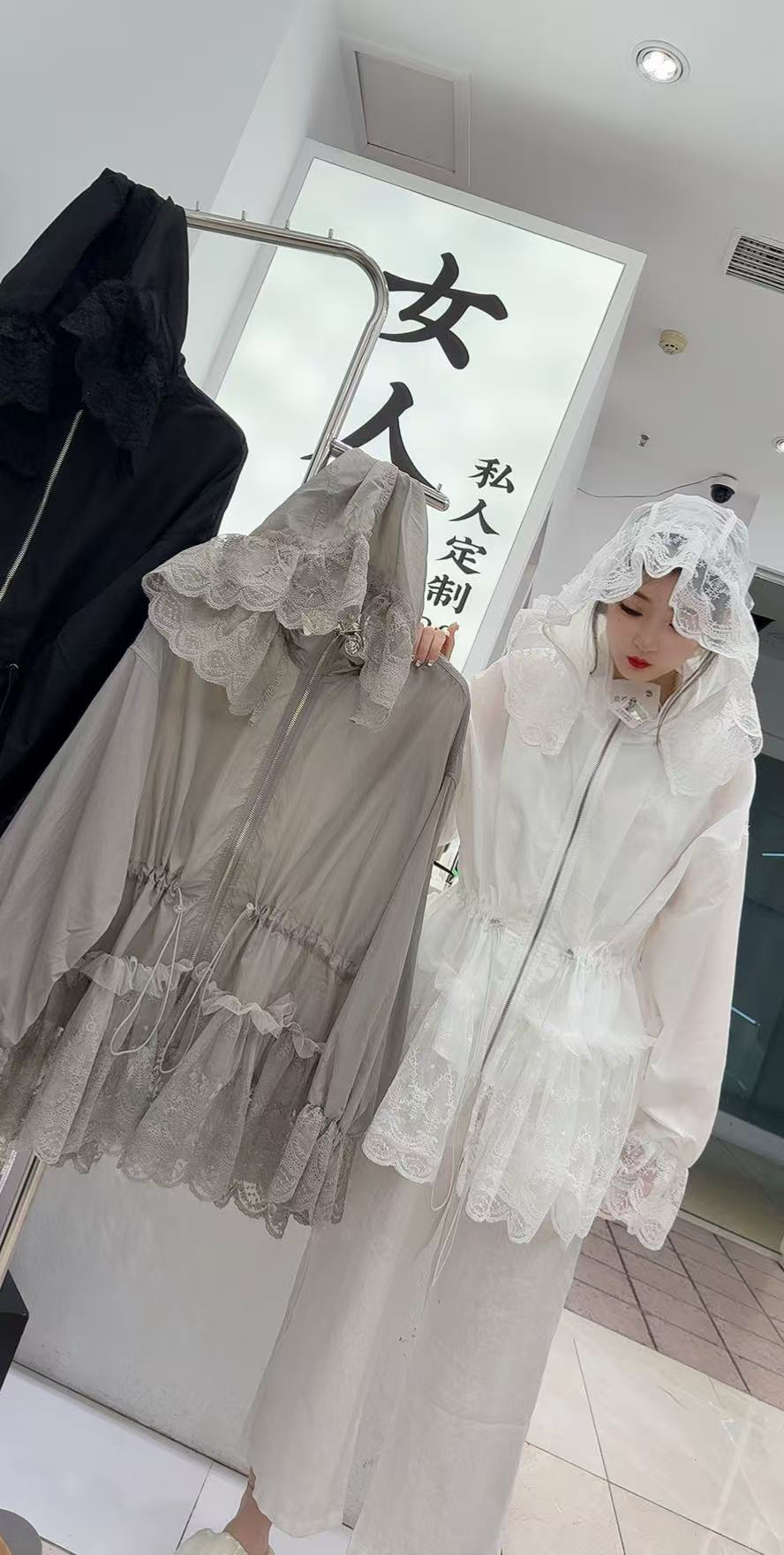 百搭夏季洋气防晒衣女风衣设计师常规款短外套连帽蕾丝防晒