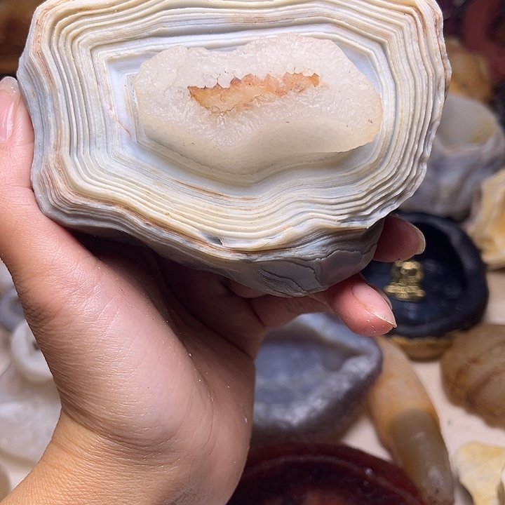 石头马达加斯加缠丝玛瑙