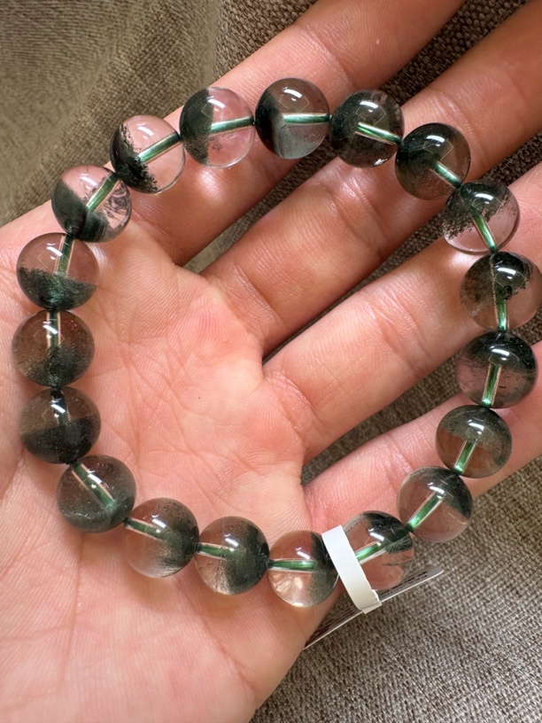 自然水晶严选。天然绿幽灵聚宝盆