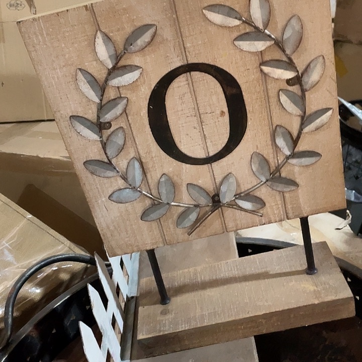 陶瓷花瓶部分（微瑕）