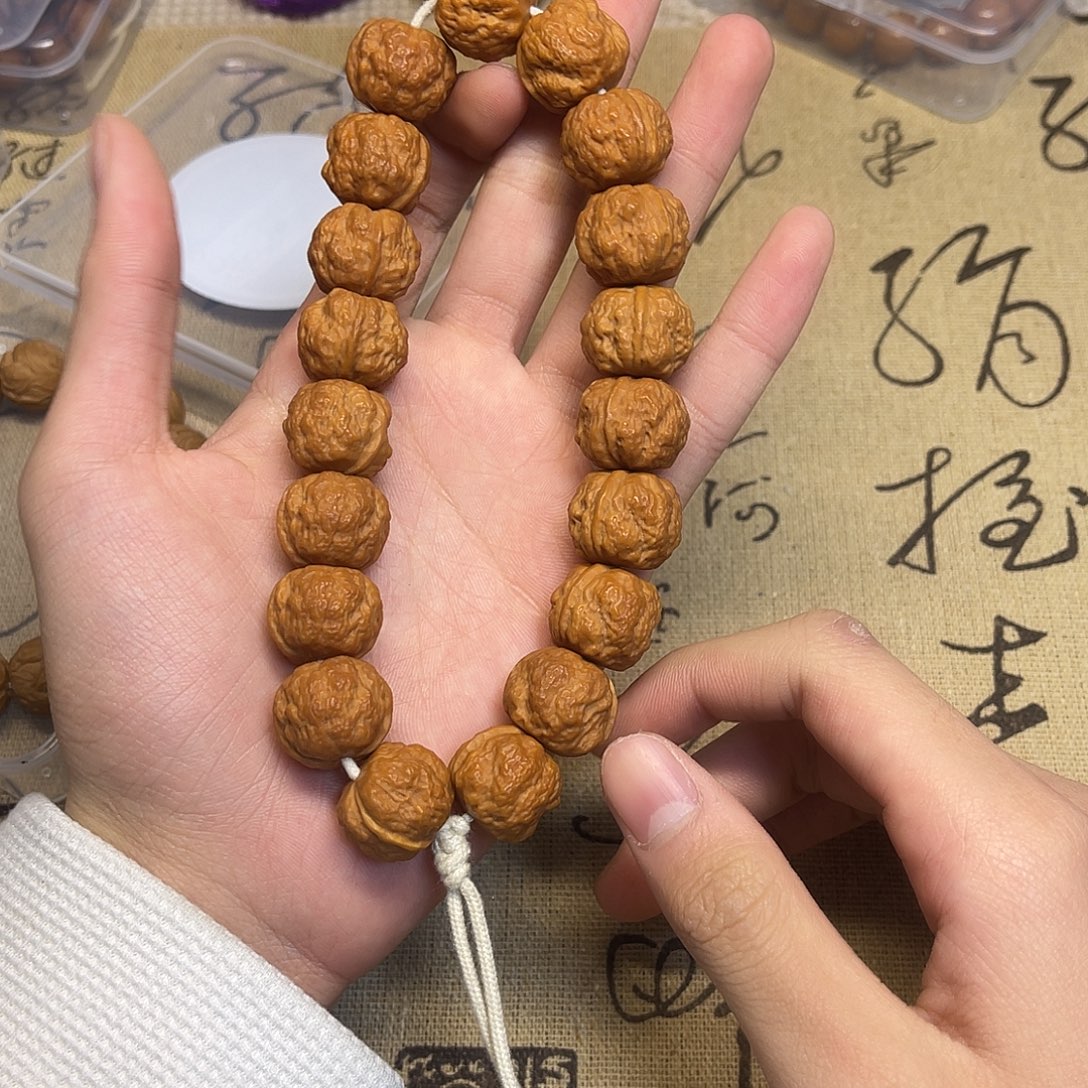 猴头核桃手串猴头