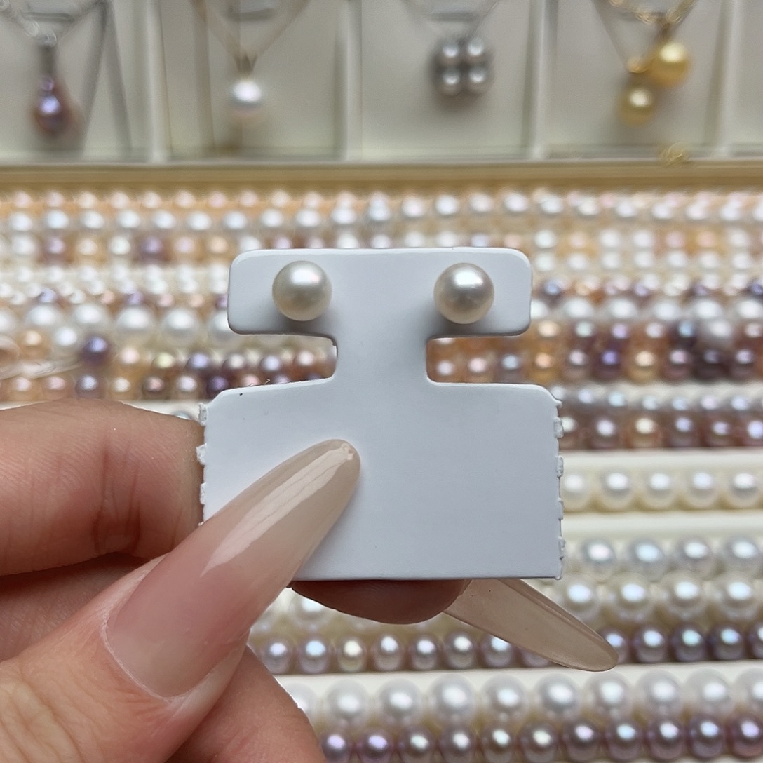 未镶嵌淡水珍珠耳饰