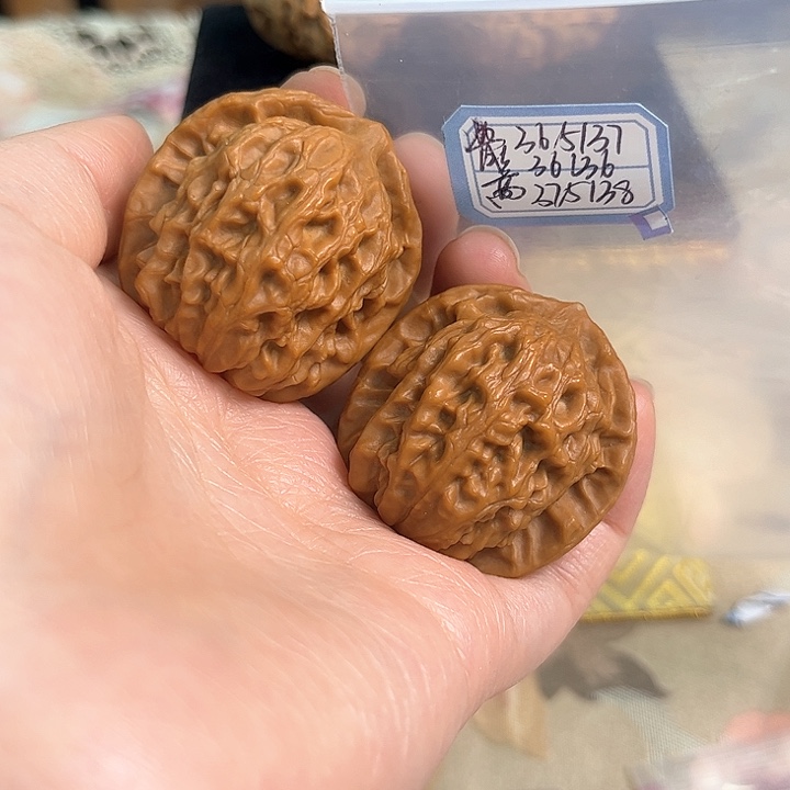 文玩核桃把件非嫁接北京