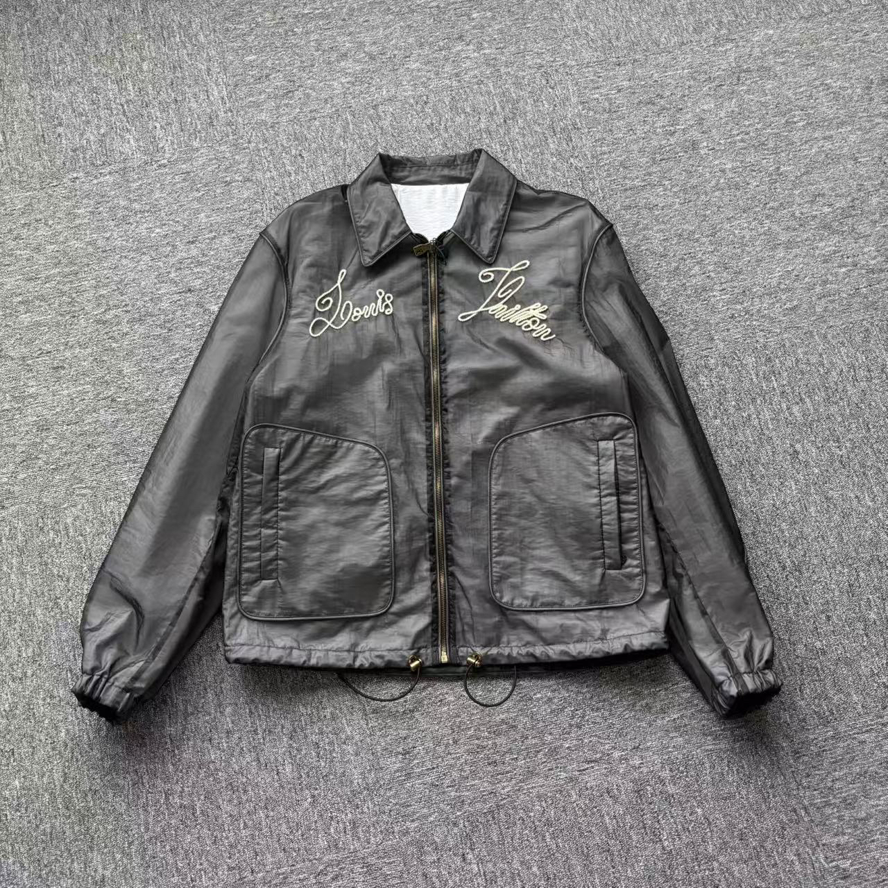 未使用 LouisVuitton/路易威登 科技面料灰色夹克/48码/全新带吊