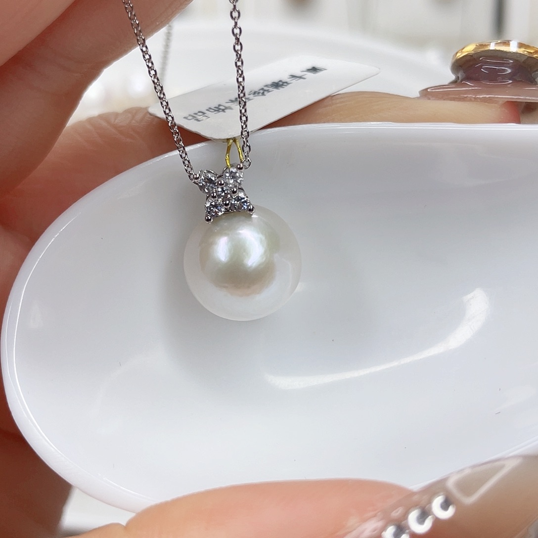 淡水珍珠吊坠(赠链)未镶嵌