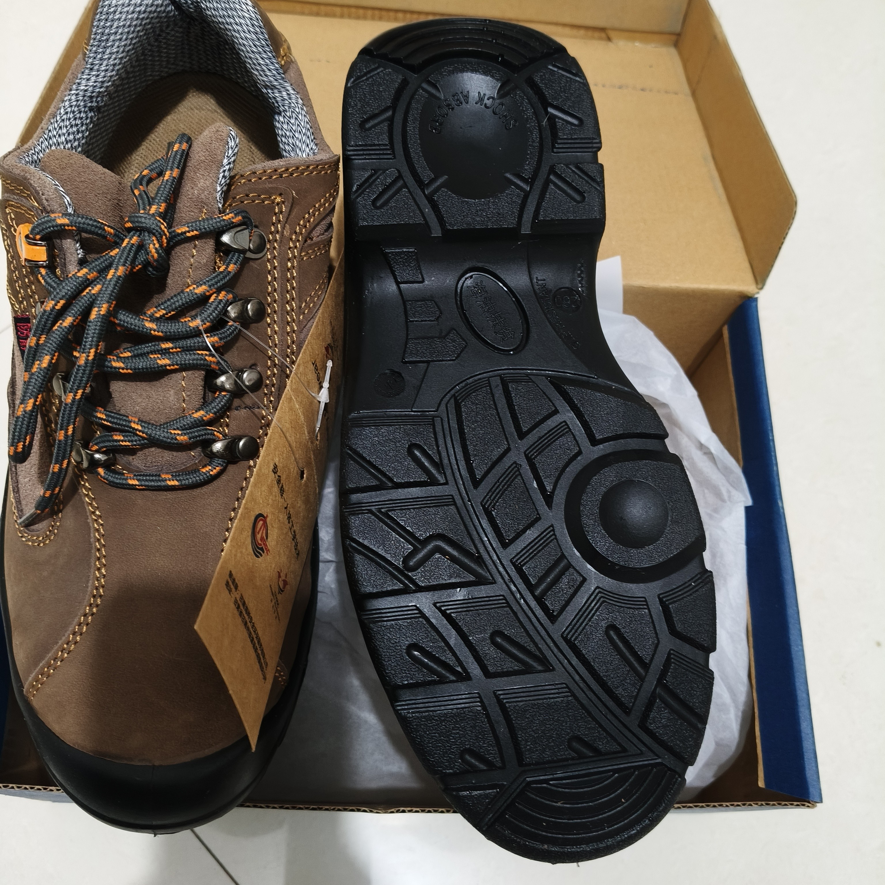 油田牛皮劳保鞋 