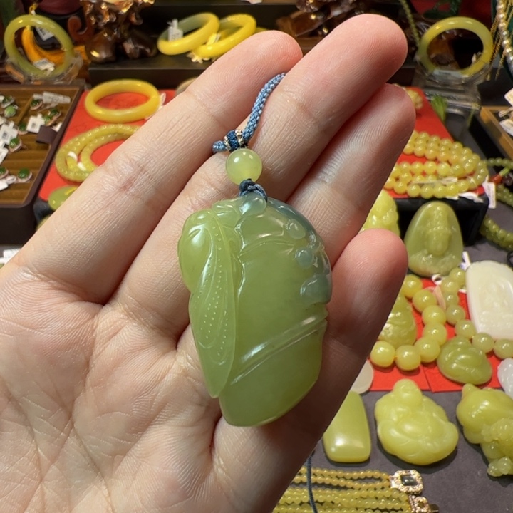 和田玉（黄玉）未镶嵌颈饰