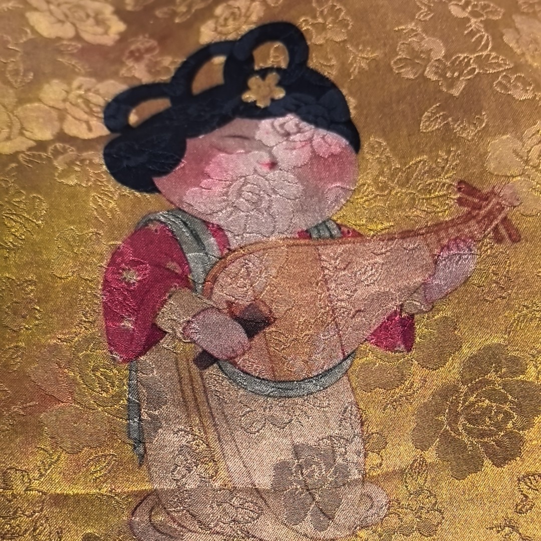 100-300元真丝布头，香云纱布头，宋锦布头非整块默认瑕疵