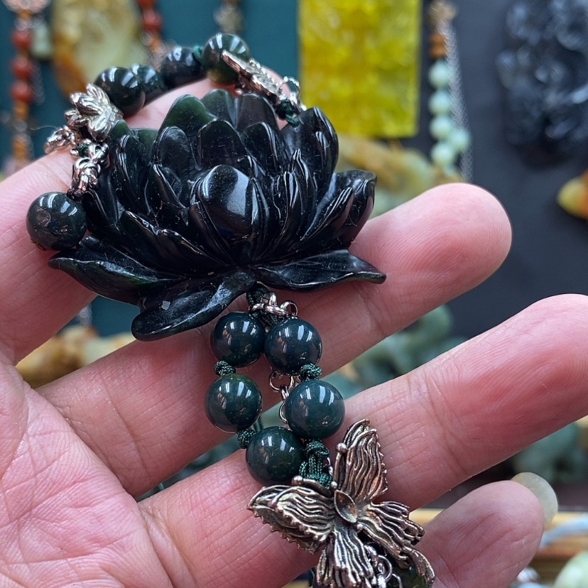 【闪购商品】未镶嵌岫玉手牌