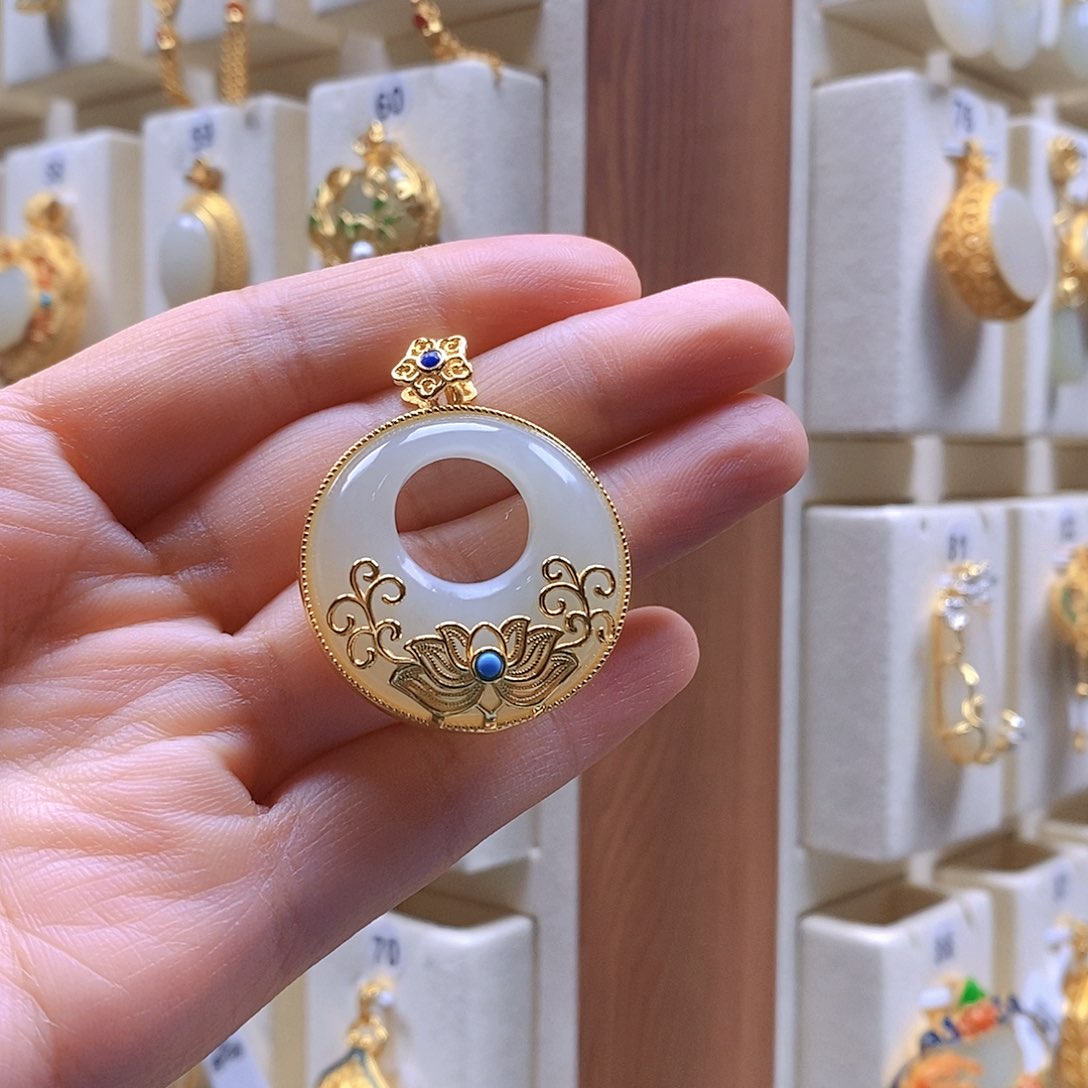 和田玉颈饰银S925镶嵌