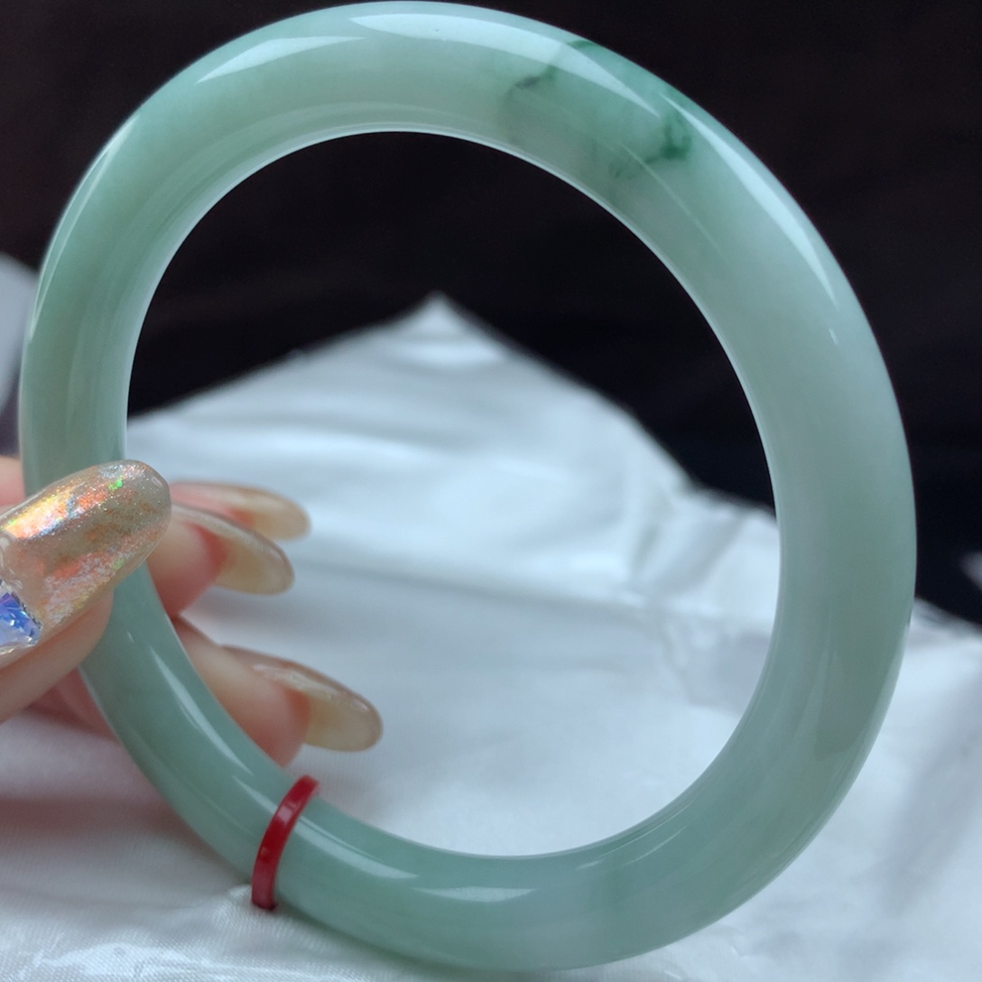 翡翠手镯（圆镯）未镶嵌95236，