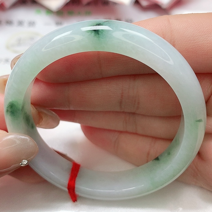 翡翠手镯未镶嵌缅甸天然A货翡翠