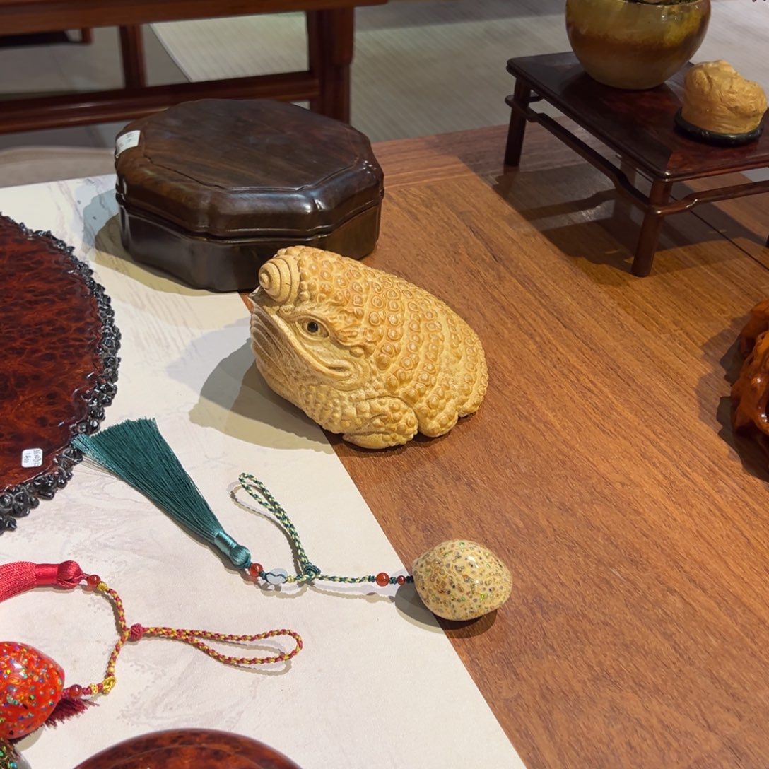 紫檀木类成套家具大红酸枝首饰盒