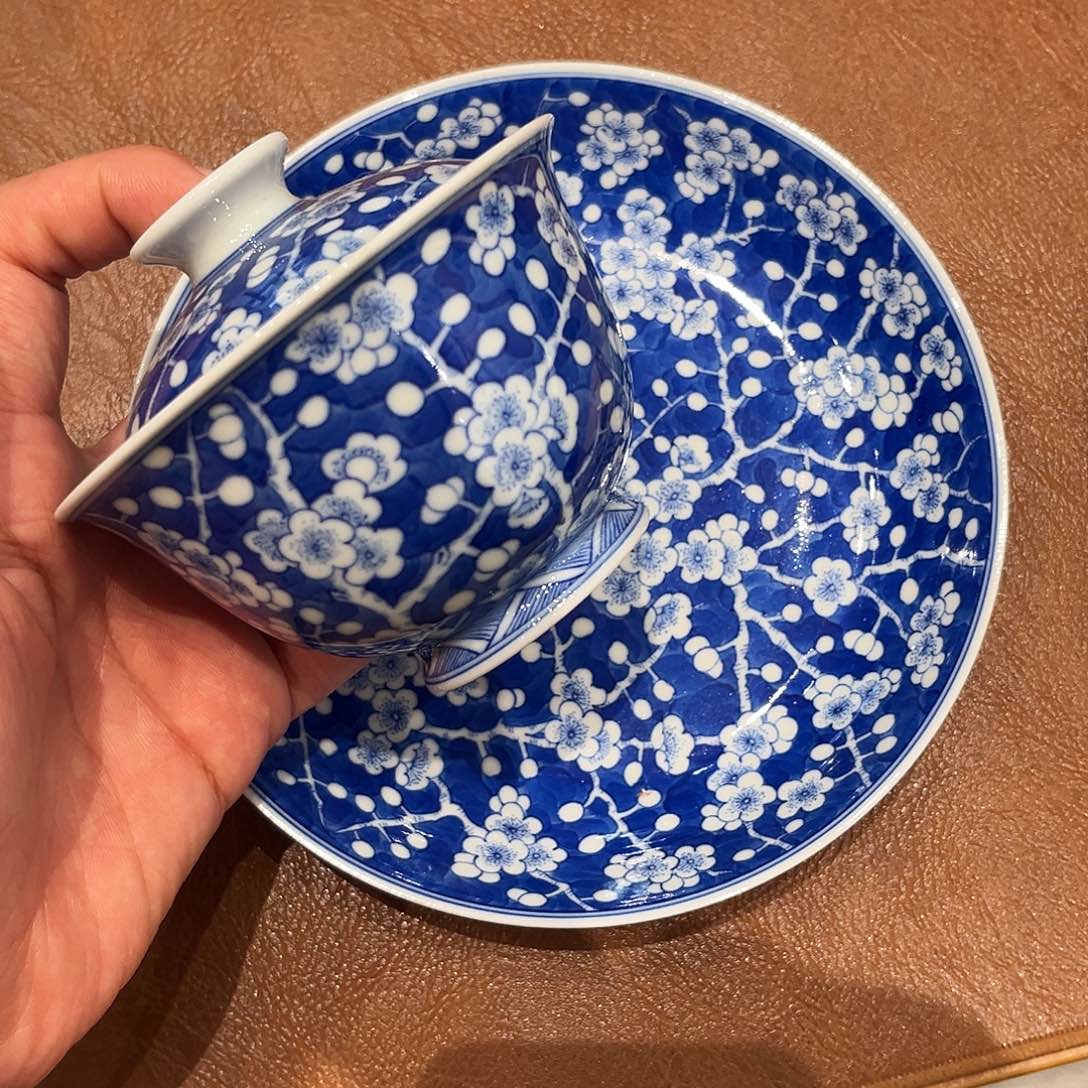 摆件冰梅盖碗以及壶承