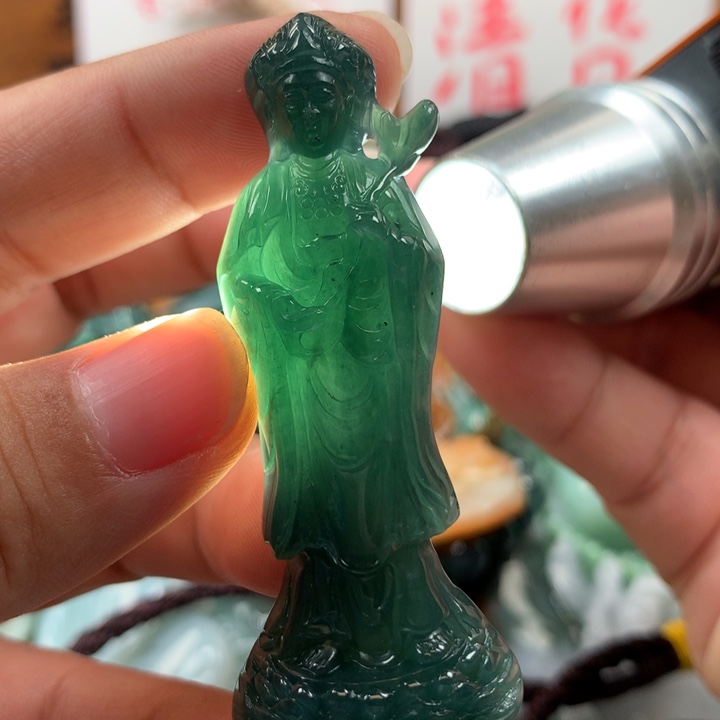 翡翠颈饰未镶嵌保真天然A货翡翠