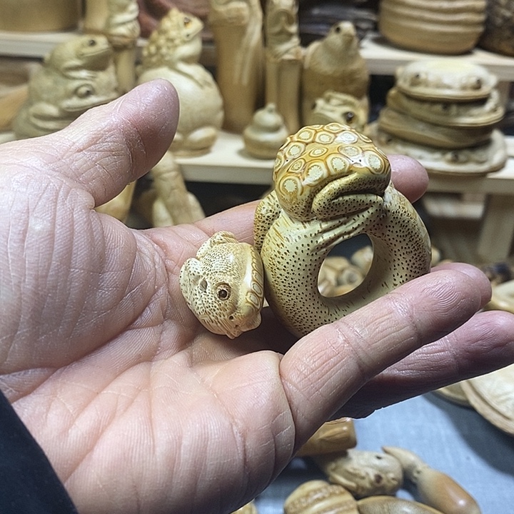 竹根雕金蟾扳指小蛙