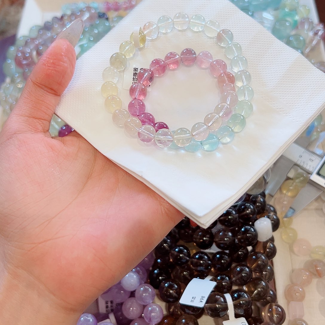 雨***怂水晶手链未镶嵌48小时鉴赏