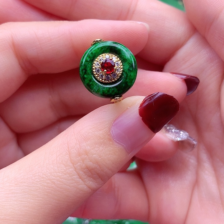 翡翠颈饰银S925镶嵌翡翠