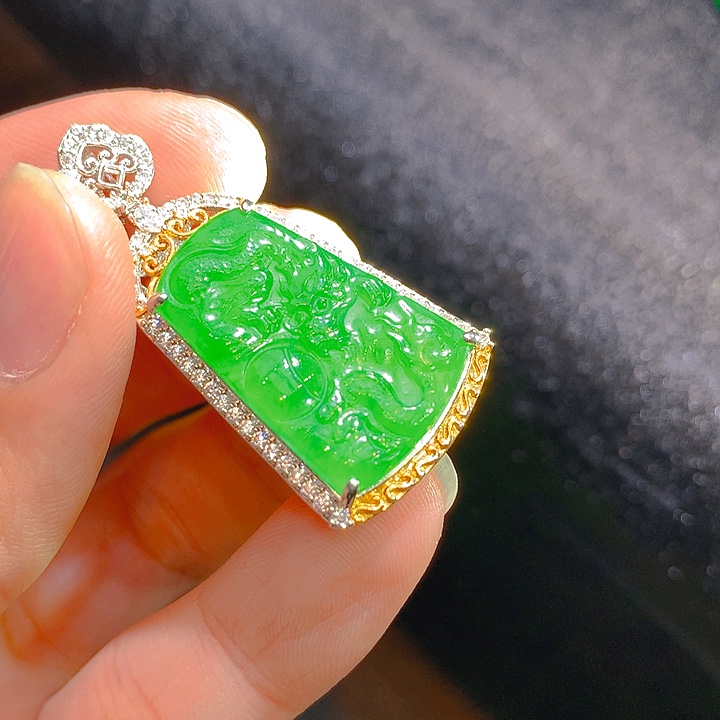 【闪购商品】翡翠颈饰未镶嵌翡翠