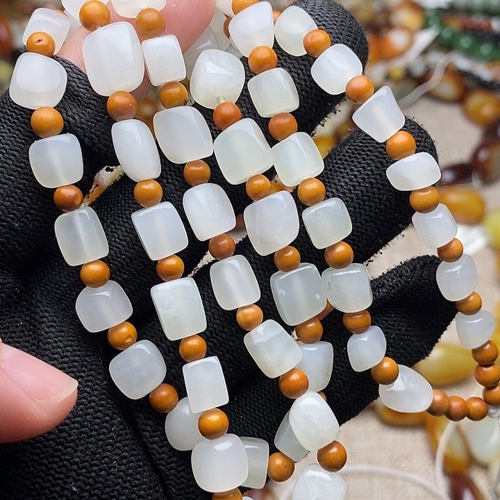 和田玉未镶嵌手链