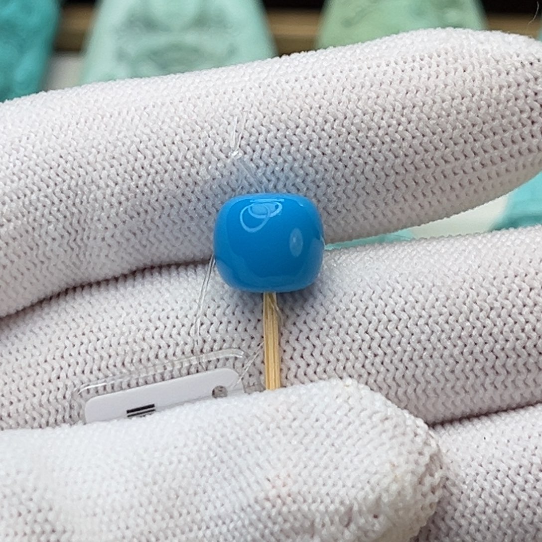 绿松石未镶嵌珠宝奇石精品老型单珠