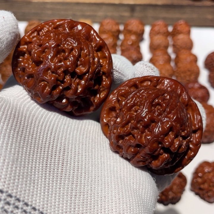 文玩核桃吊坠M****?官帽999.50.27.