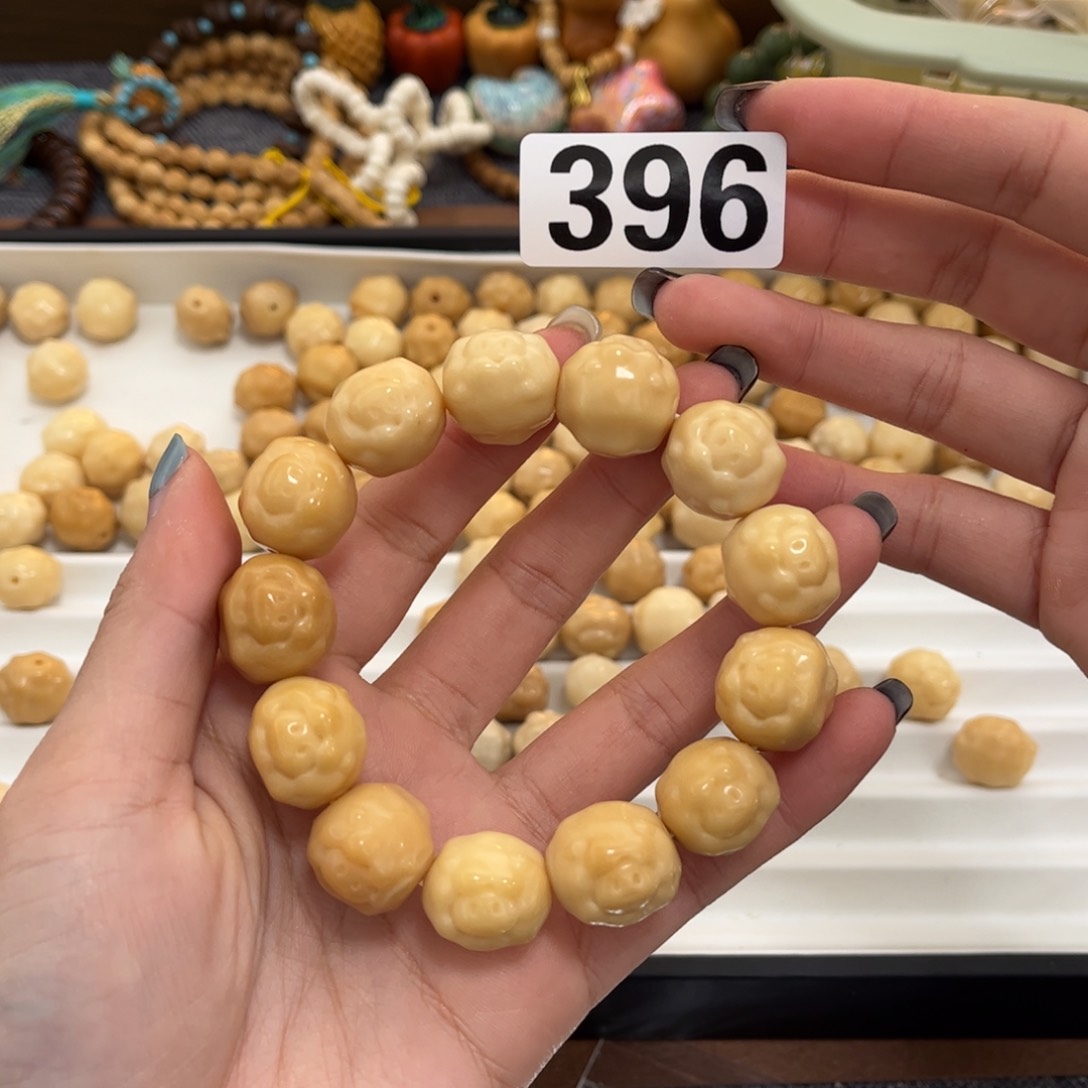 【闪购商品】白玉菩提手串396瑕疵