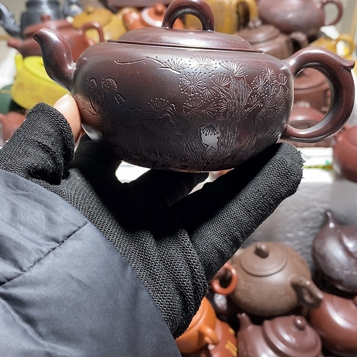 紫砂茶壶微瑕微笑