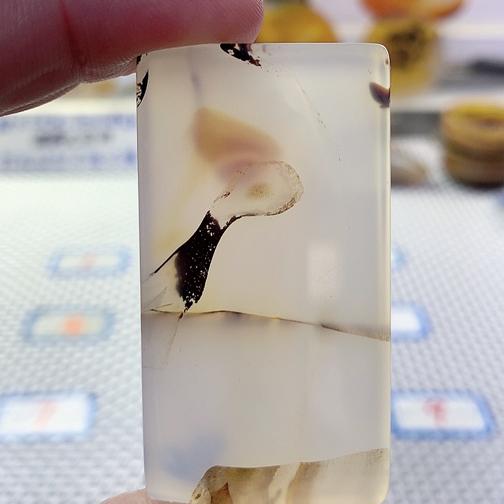 玛瑙/玉髓吊坠未镶嵌