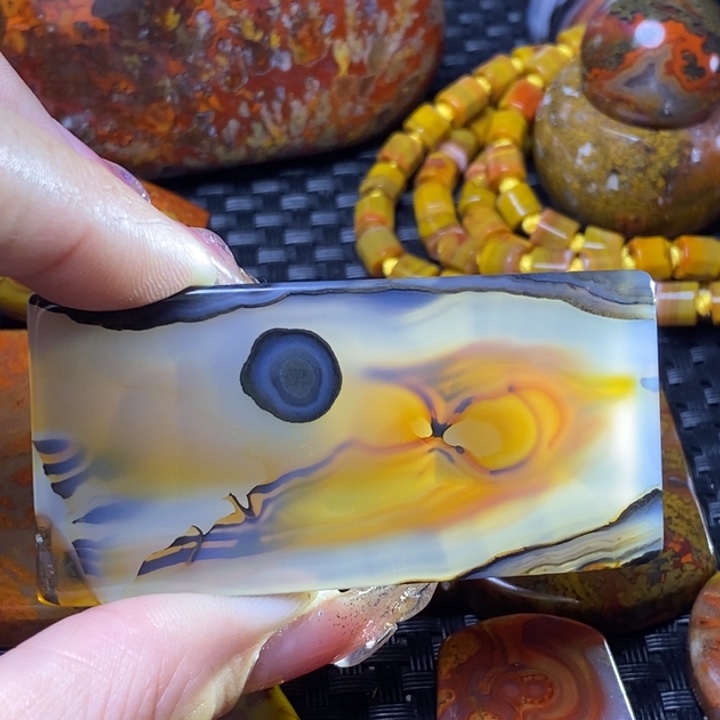 玛瑙/玉髓颈饰足银镀金镶嵌年**南