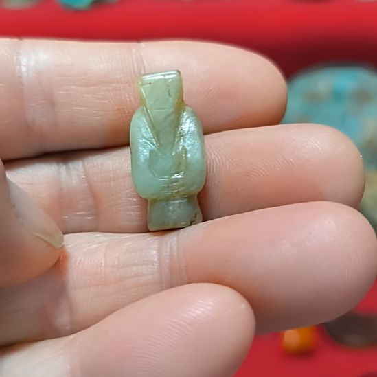 和田玉（糖玉）未镶嵌珠宝半成品玉，，，，，，，，，，，，，